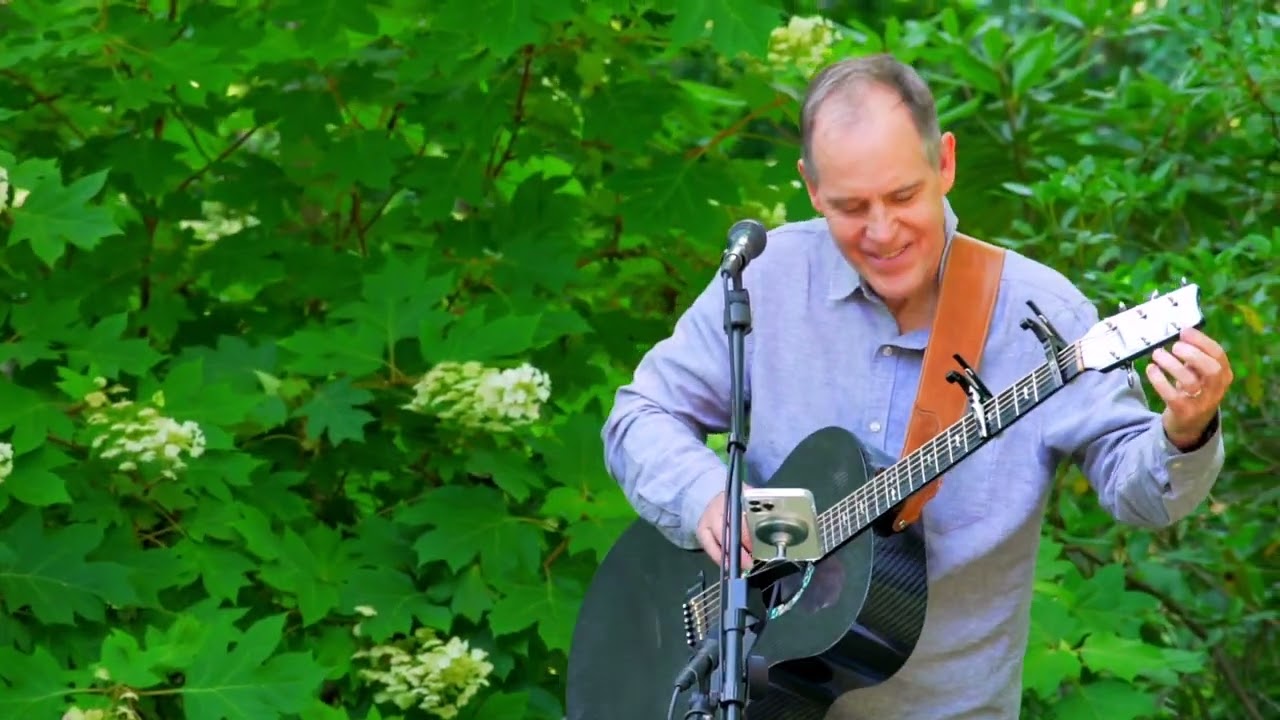 David Wilcox Emerging from Quarantine Backyard Concert!