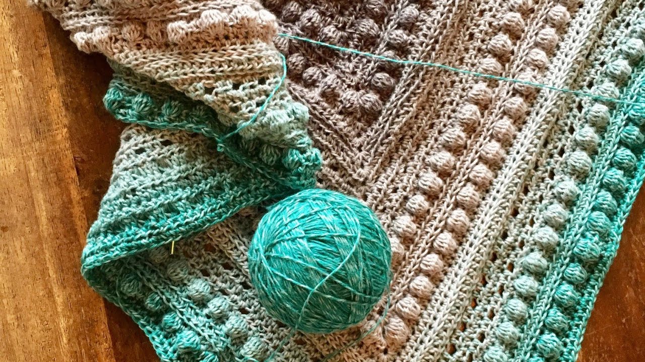 ♥️ ❤️ #iedereenkanhaken #granny #crochet #stormy #day  #omslagdoek #haken #diy #tutorial #scheepjes