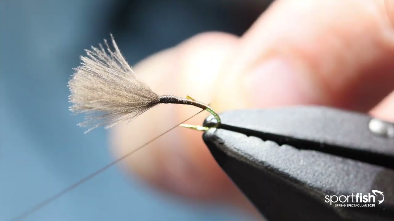 Veniard - Tying a Pearly Butt Quilled Emerger with Steven Shorrock