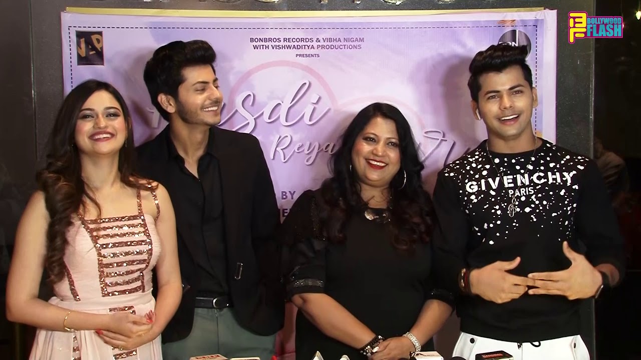 Siddharth Nigam EMOTIONAL Moment With Mother Vibha Nigam & Brother Abhishek Nigma - Hasdi Reya Kar