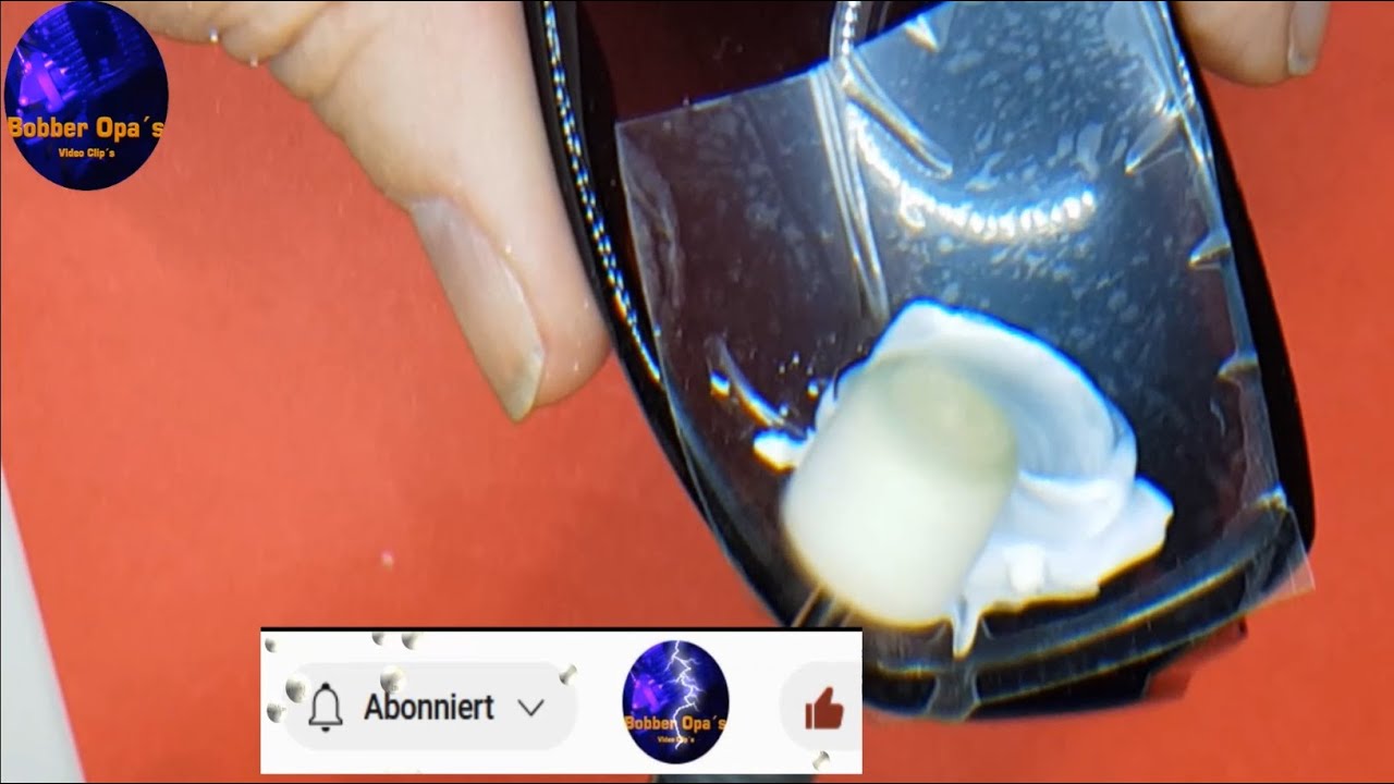 Versuch: Kratzer von der Bikerbrille entfernen