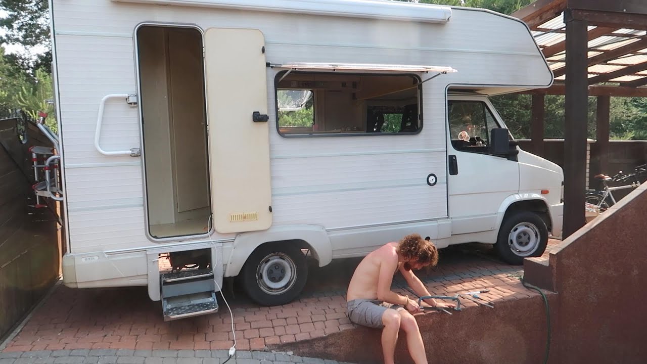 Kamper w naprawie po przyjeździe do Polski