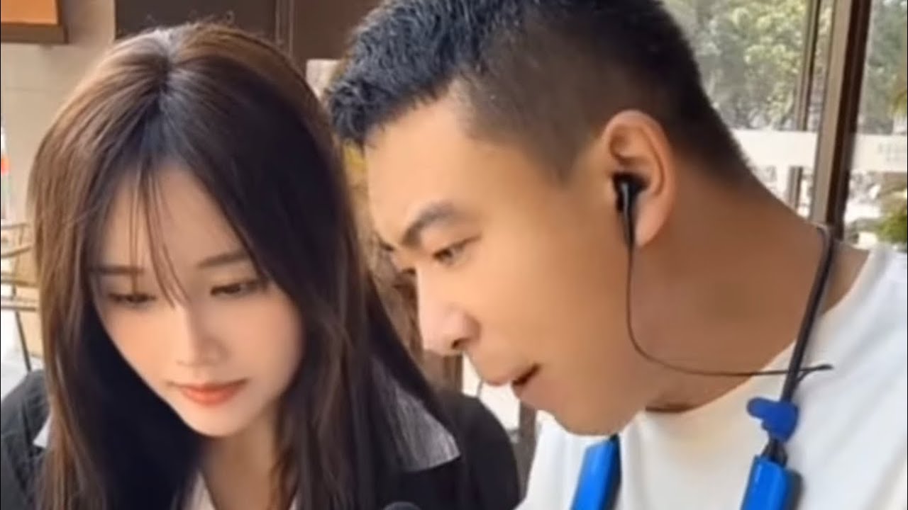 元帅户外搞笑与美女互动