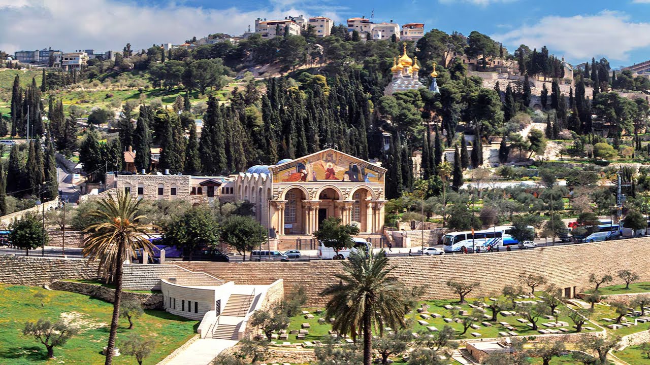 Exploring JERUSALEM'S Sacred Mount of Olives!