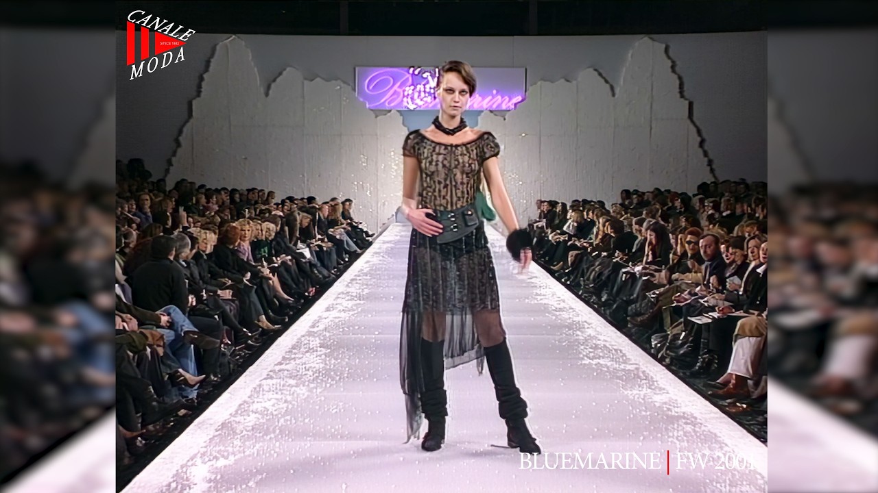BLUMARINE Осень-Зима 2001 Милан 4K - Fashion Channel