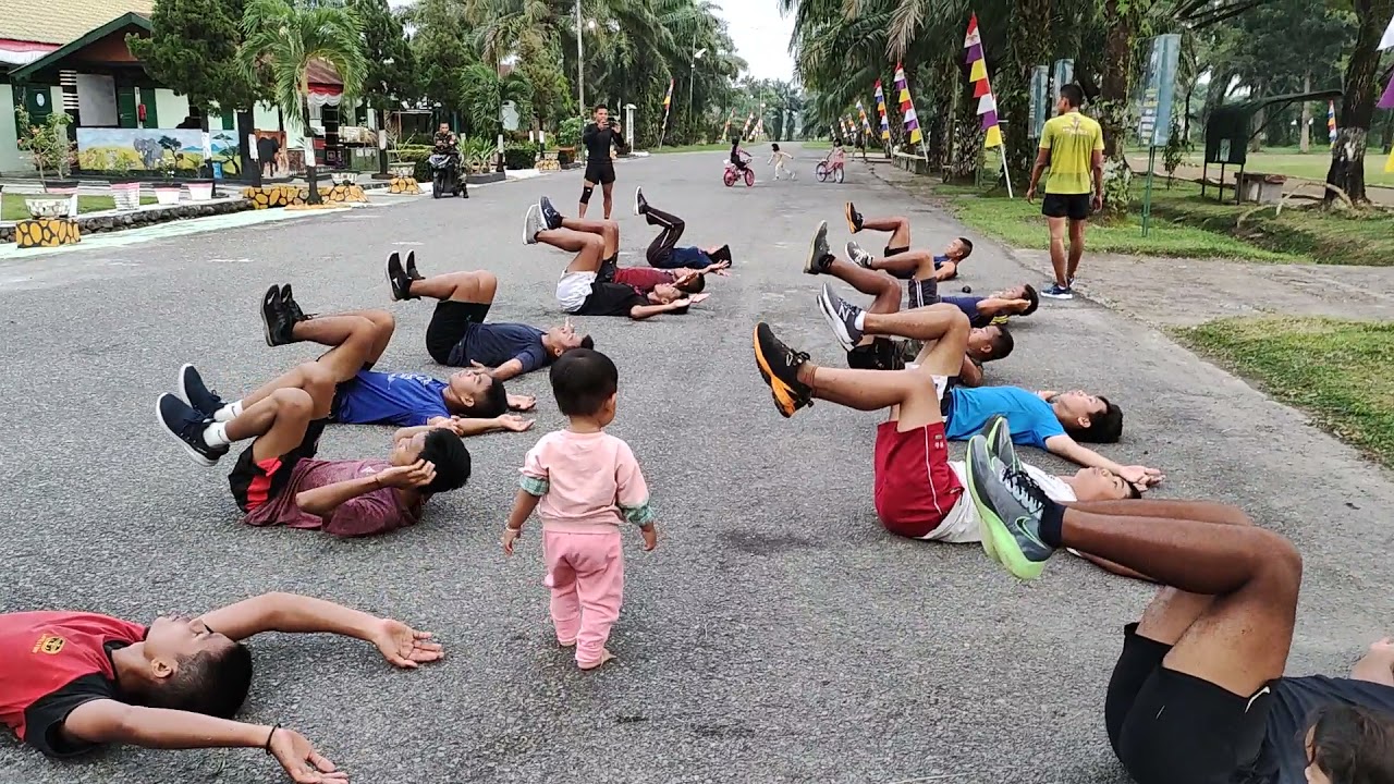 Geo mau ikut olahraga, malah jadi tiduran🤣🤣