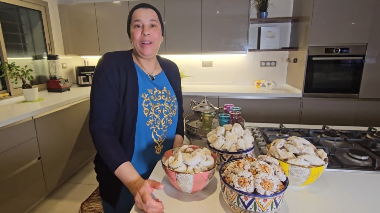 4K 🙏🏡🌙 شاركت معاكم غريبة المعلكة باللوز و الكركاع (الملوزة) دايزها الكلام او حلوة ديال التمر