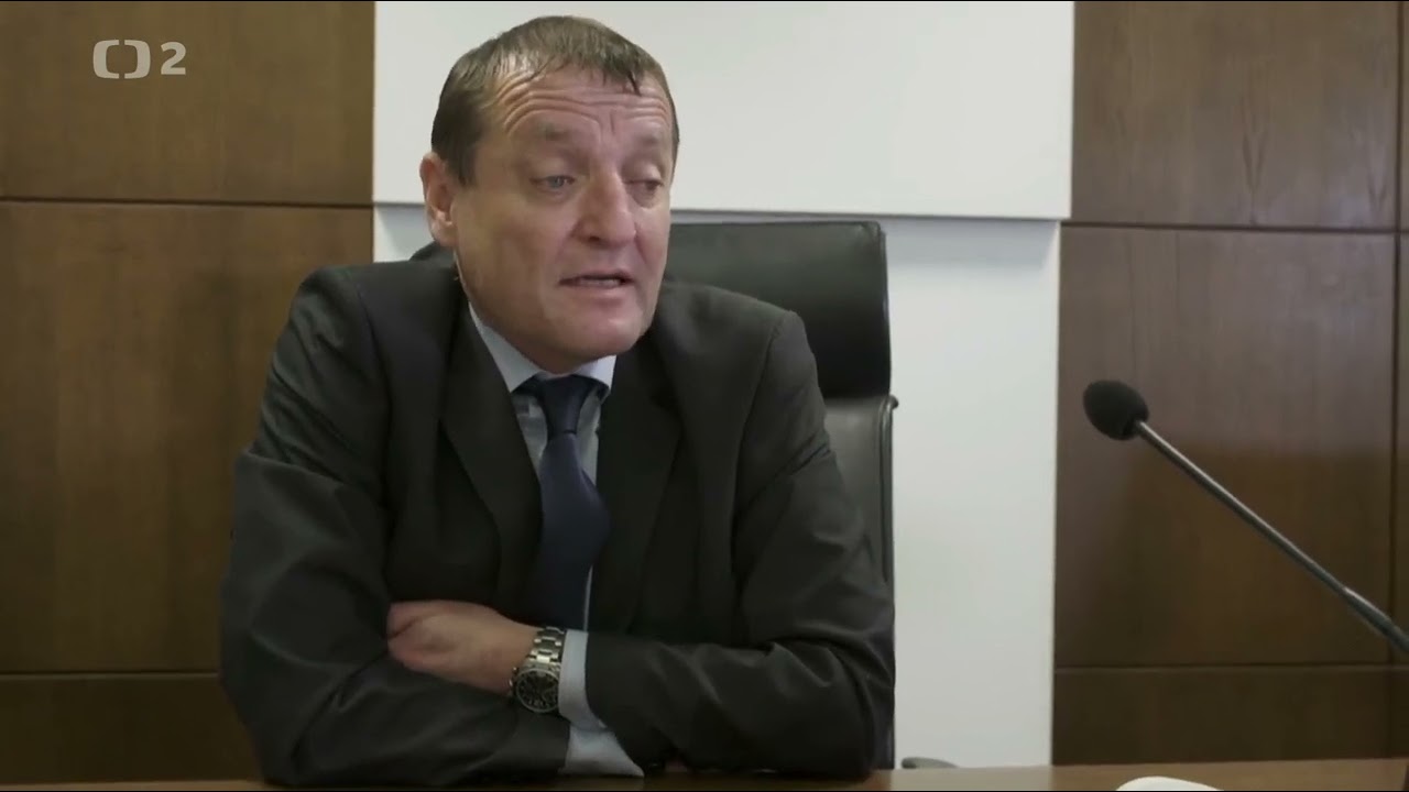 Soudce Jiř&iacute; Vacek: chr&aacute;n&iacute;m lid&iacute;I před lidmi jako Matěj Čern&yacute; a spol...