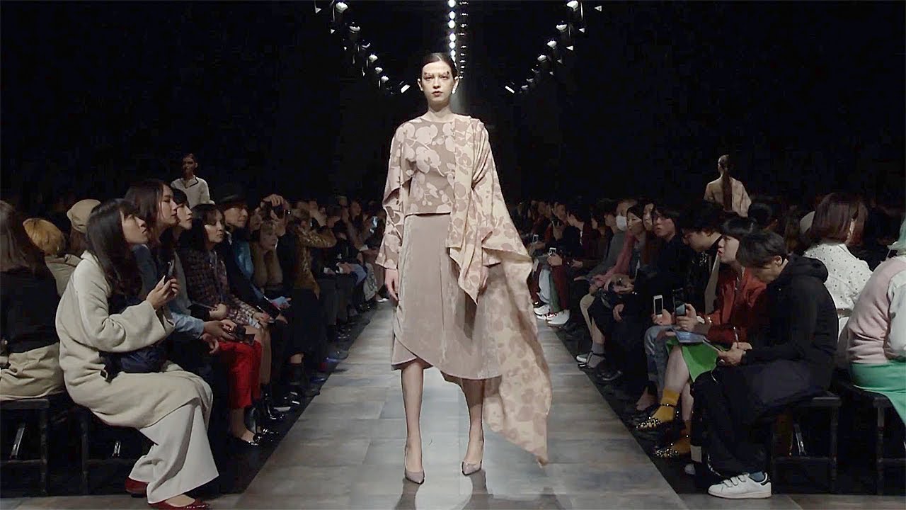 Hanae Mori manuscrit | Fall Winter 2018/2019 Full Fashion Show | Exclusive