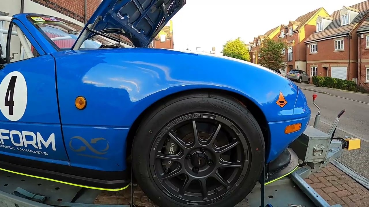 Mazda MX5 Turbo - Car Walk Around