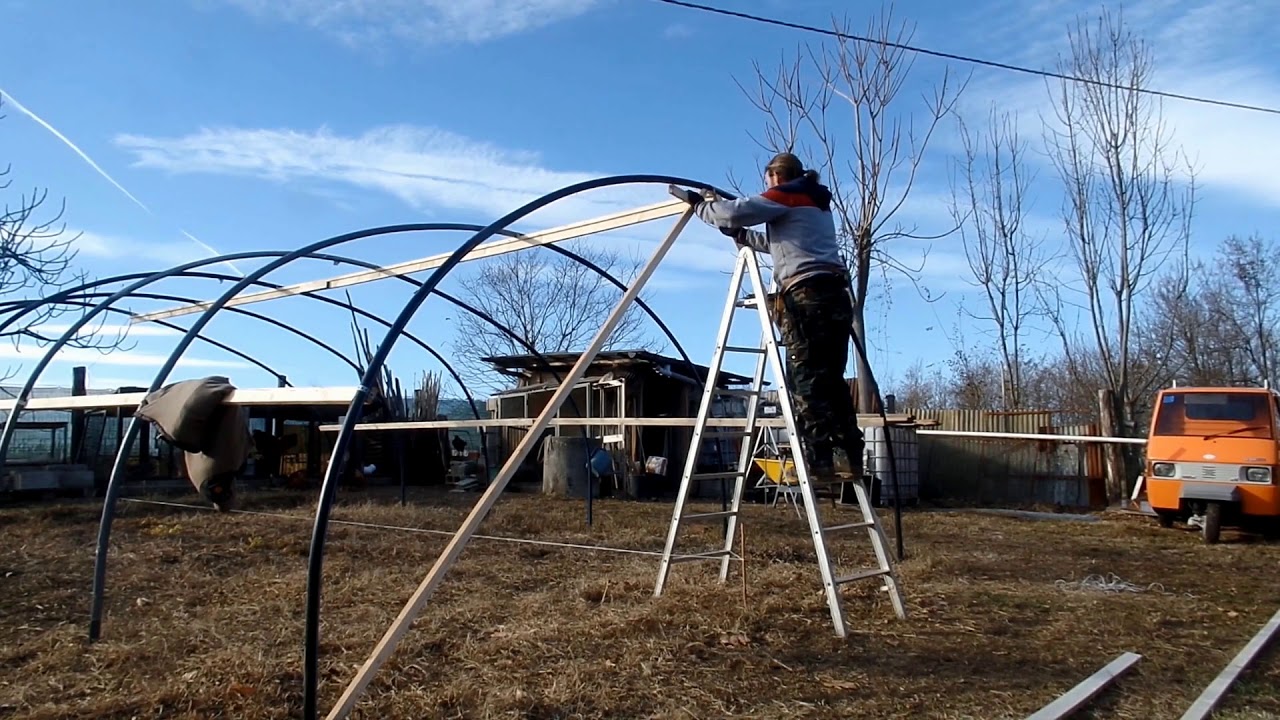 auto-costruzione serra, DIY greenhouse homemade, costo basso,  (puntata 2)