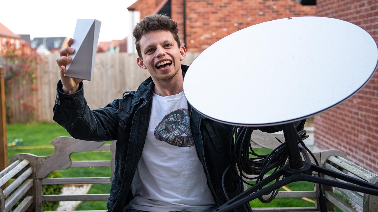 Starlink Broadband FINALLY arrives in the UK!