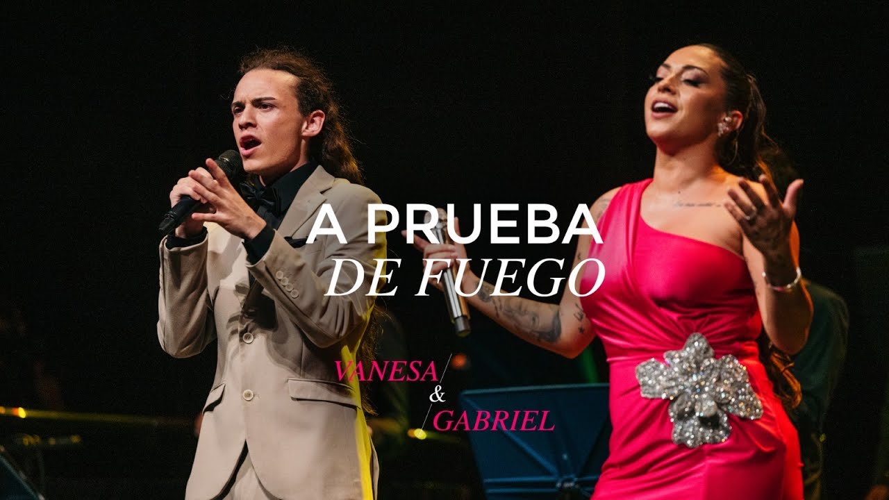 A Prueba de Fuego - Vanesa Britos ft Gabriel Britos en concierto (Video Oficial)