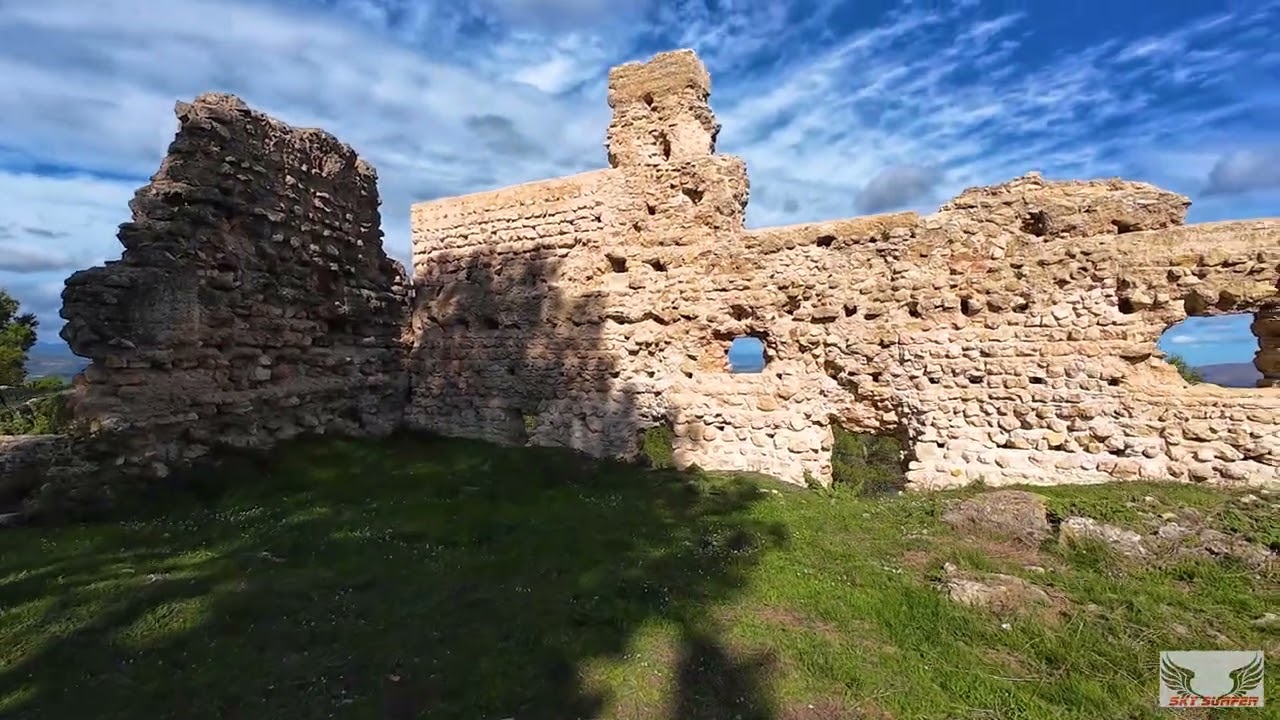 SENDERISMO AL CASTILLO DE MONTESA Y CASTILLO DE ENGUERA (VALENCIA)