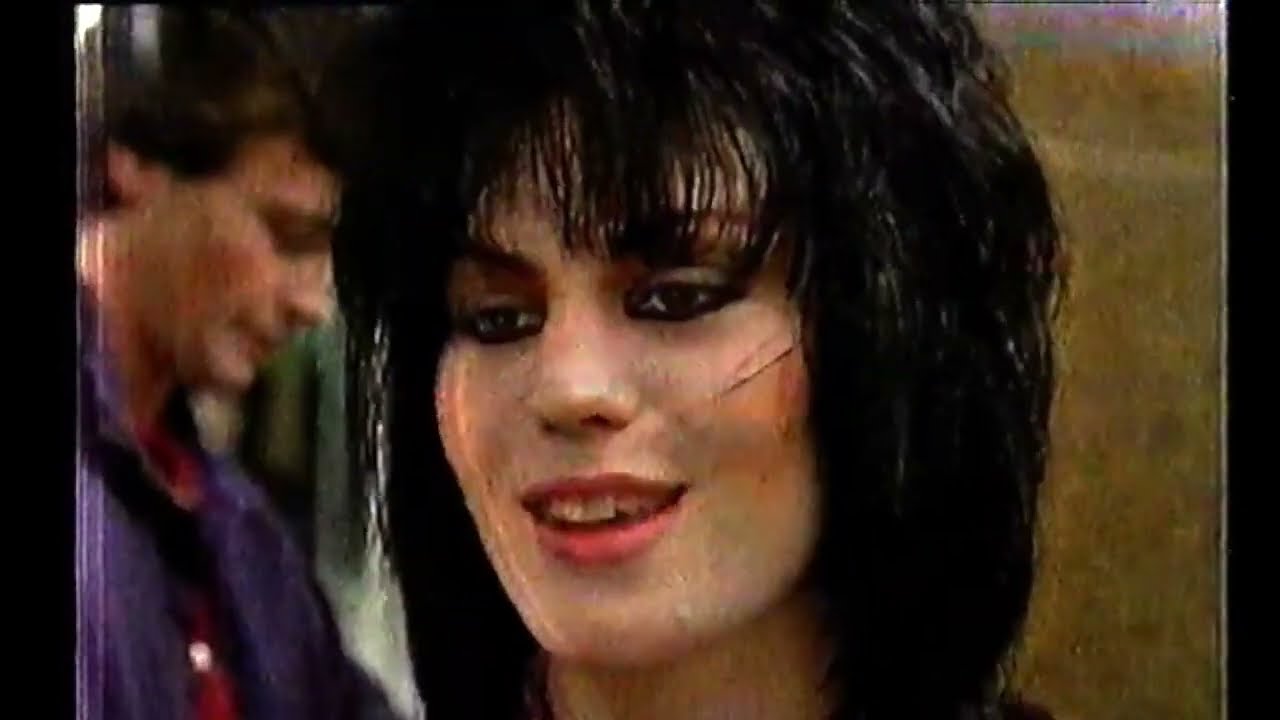 Joan Jett - rare Australian interview (1982)
