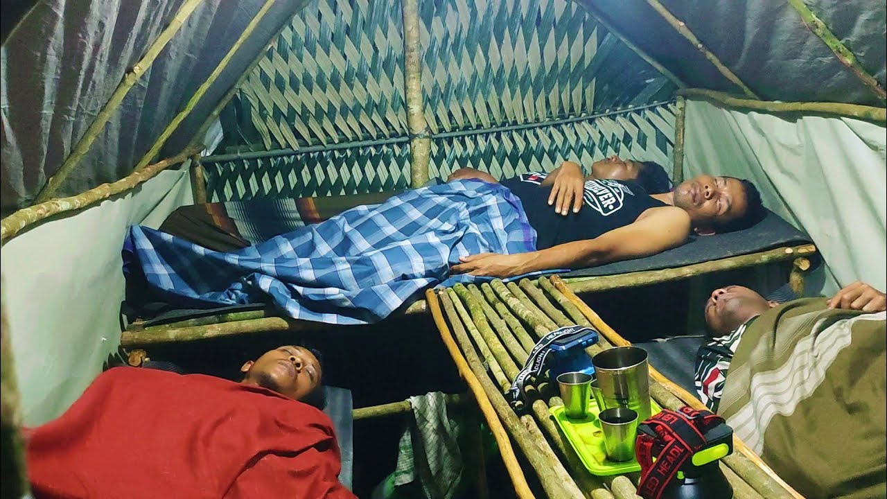 Camping Rame rame-Diguyur Hujan Mukbang Kepala Kambing Bersama- Ali Borang Petualang//ASMR.
