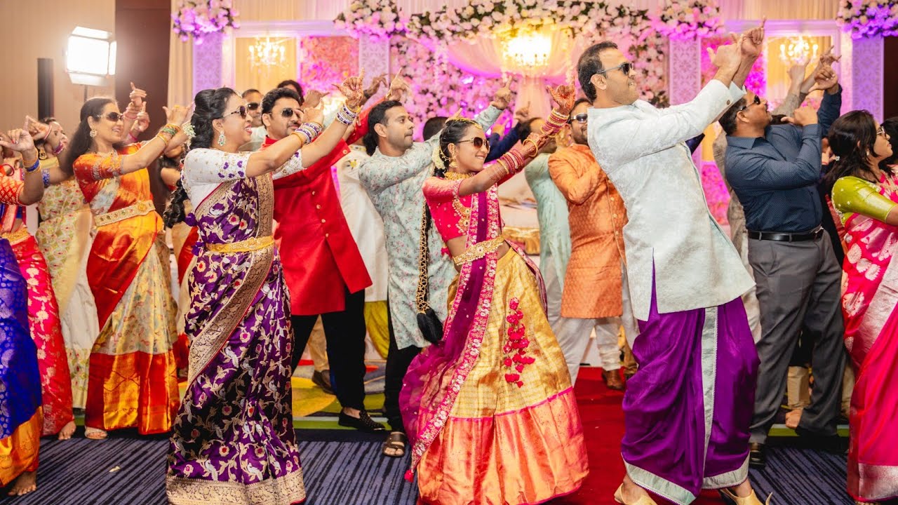 Flashmob at Aanya's Half Saree Function / choreo @AataSandeepDanceMaster / Dallas /💃🕺