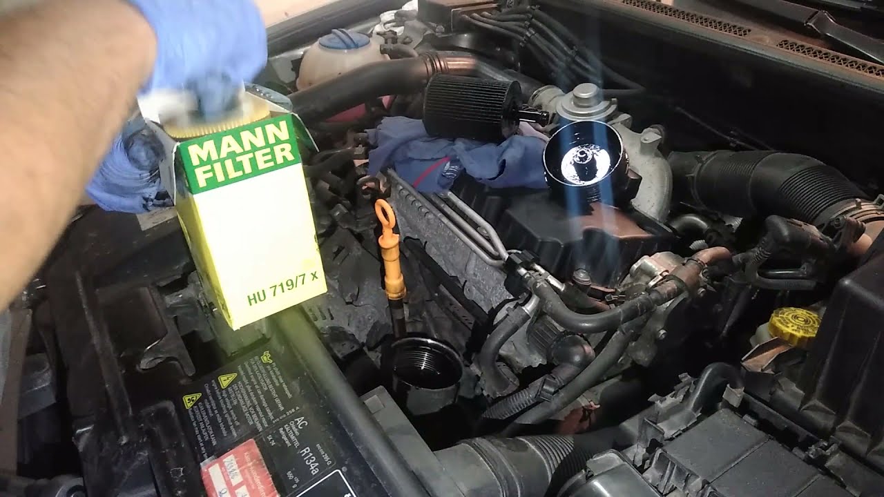 SKODA FABIA 1.4 TDI  Öl + Ölfilter wechseln  / OIL +OIL FILTER CHANGE