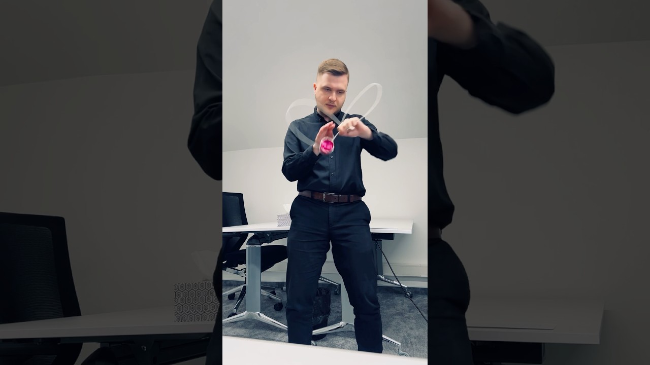 Lunch break combo using Turning Point - Colony 2 #trickcircle #yoyotricks #music #todaysthrow #yoyo