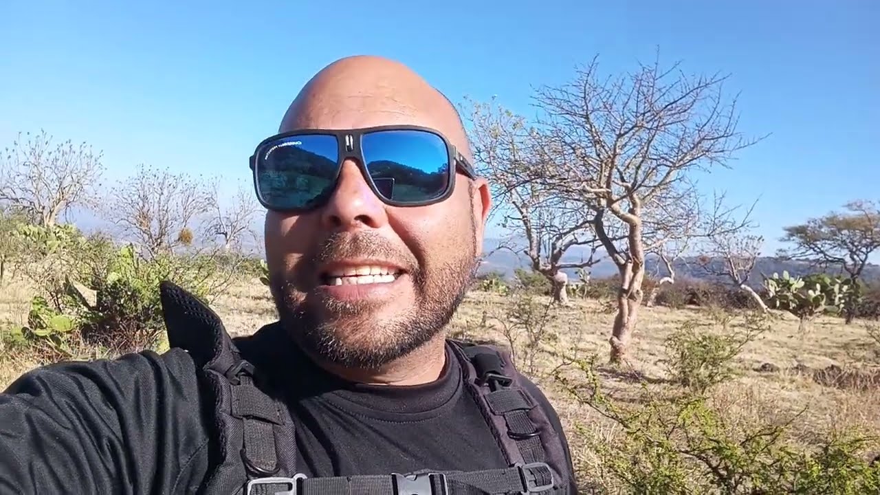 🍀🪏🪙🍀Buscando un tesoro escondido en una caverna
