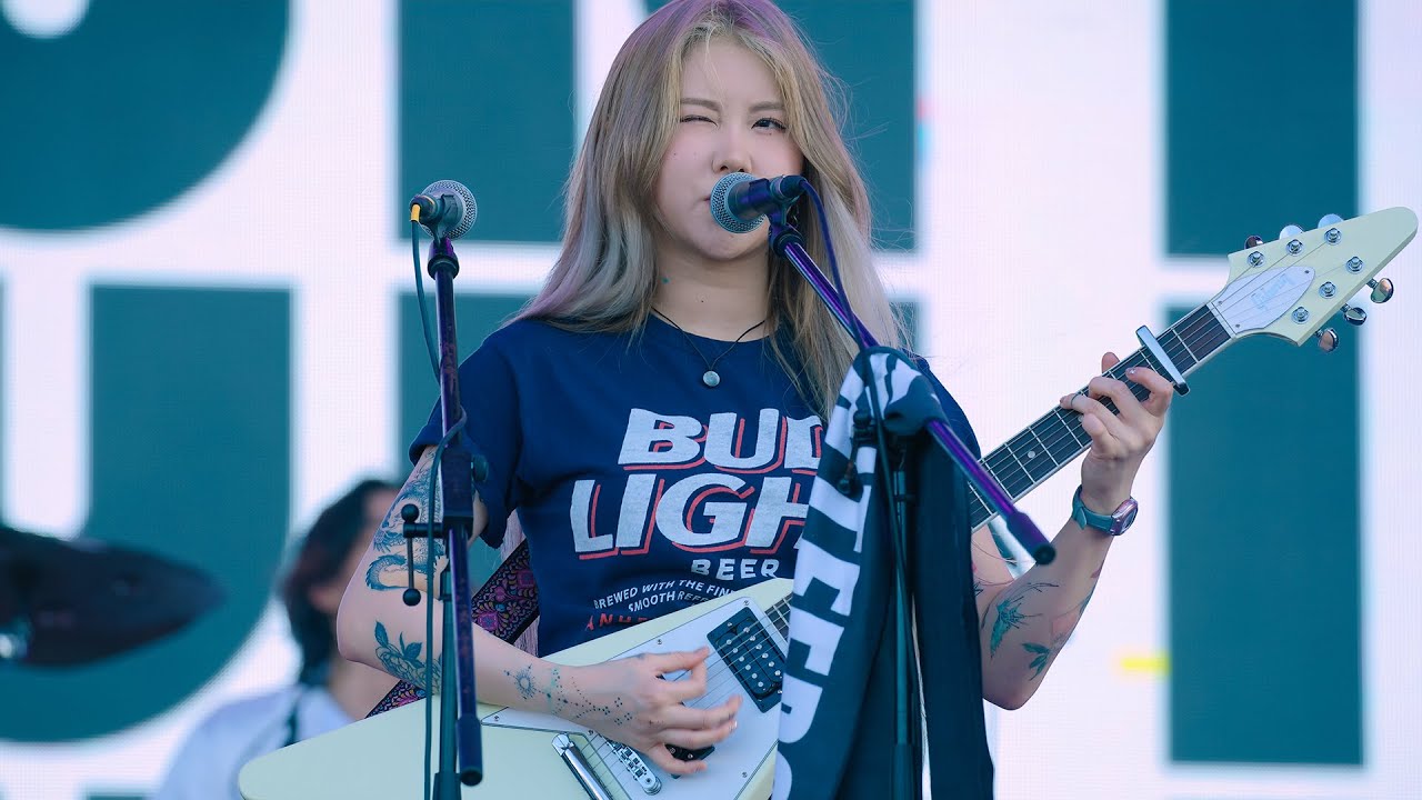 230804 백예린 I 더 발룬티어스 'Violet' 직캠 💜 The Volunteers fancam 가사 자막 해석 @ 인천 펜타포트 락 페스티벌 by Jinoo