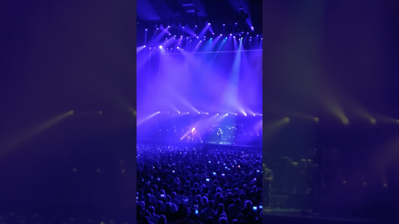 Phil Collins in the air tonight 2019