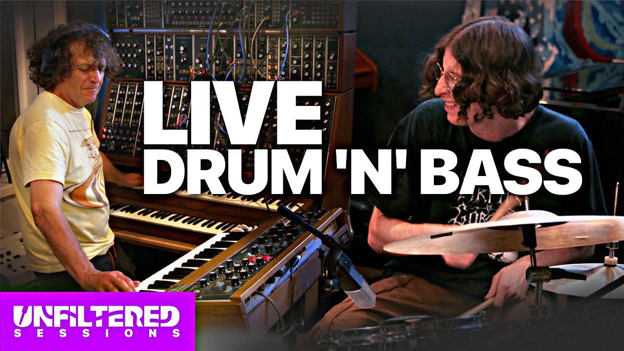 РЕДКИЙ ЖИВОЙ джем на барабанах и винтажном Moog с @starpowerdrummer