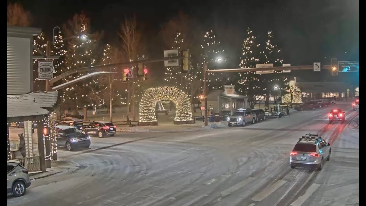 Live from Jackson Hole Town Square - See It Right Now