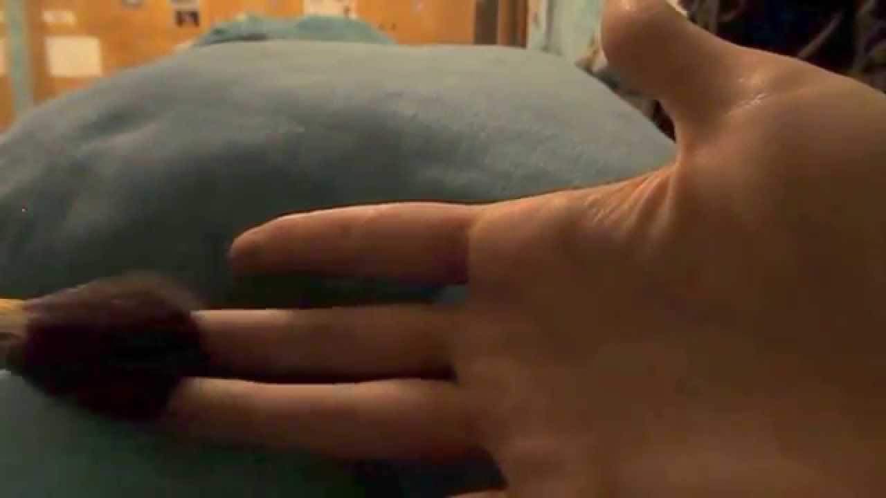 ASMR Whispering, Visual Triggers, Brushing Camera, Touching Camera | video di presentazione