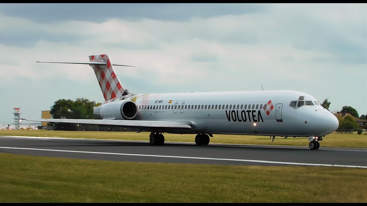 ✈ *LOUD* Volotea Boeing 717-2CM EC-MFJ Runway 05 Departure At London Southend Airport