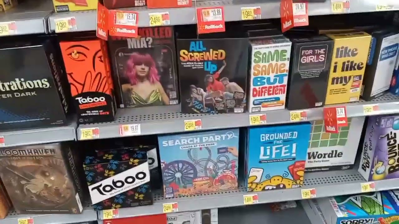 shopping at Walmart supercenter looking at board games and Christmas 🎄🎁 Movies.