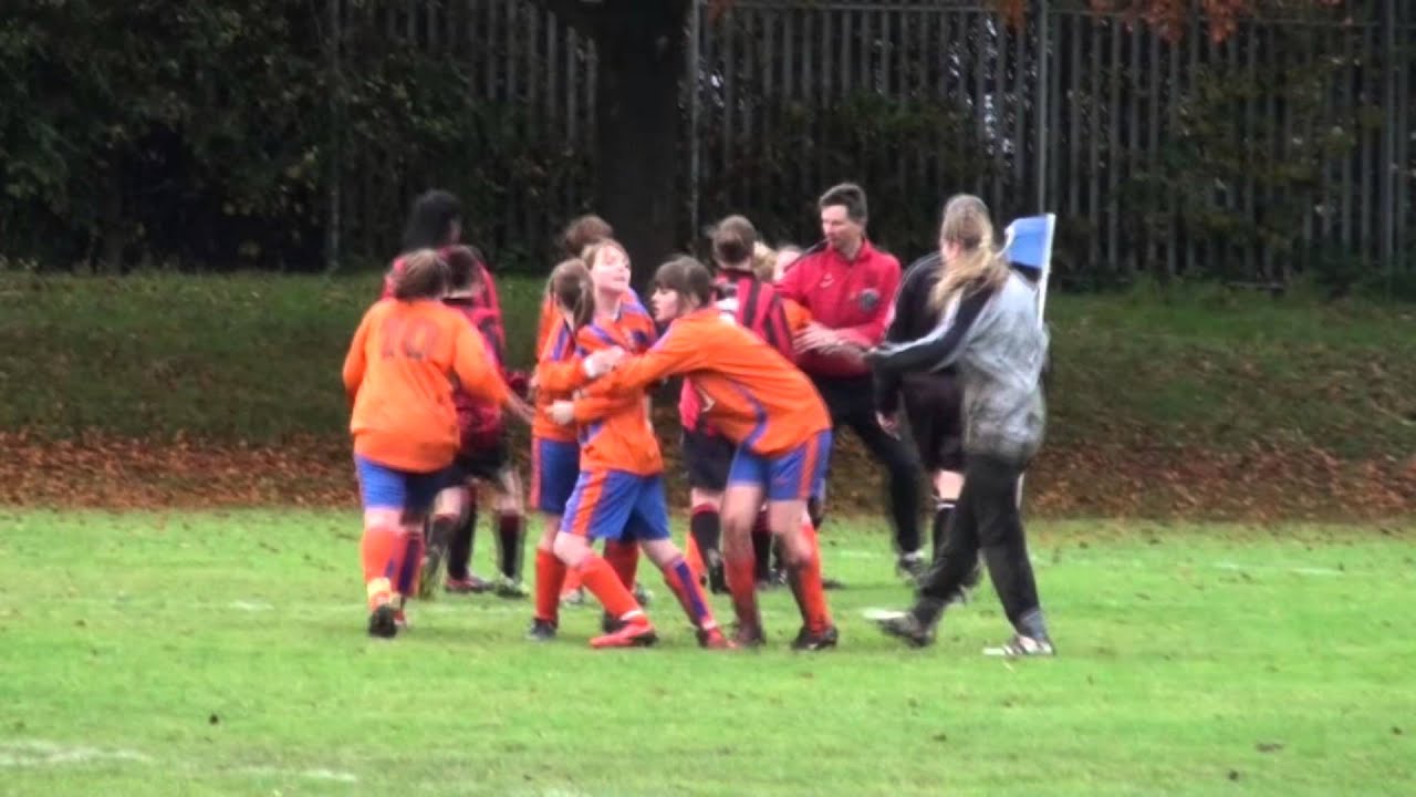 Girls Football Fight! 2013.