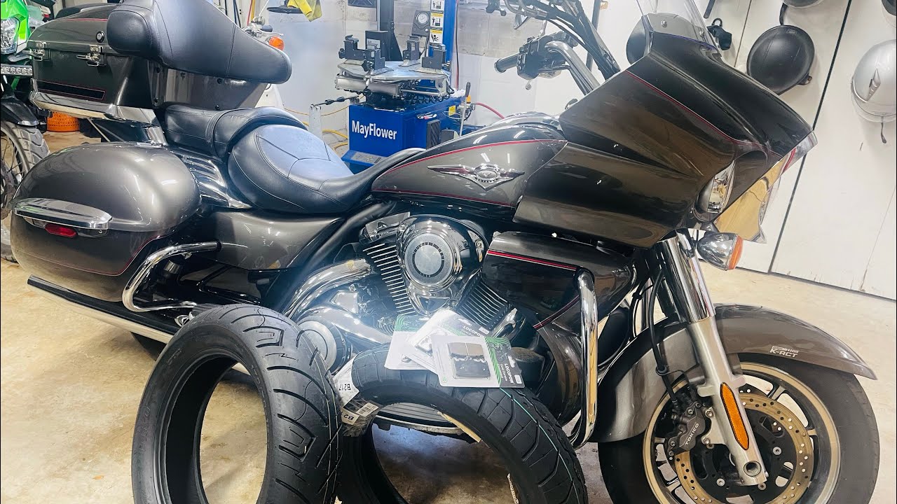 How to Kawasaki Voyager 1700 brakes and tires removal and replacement