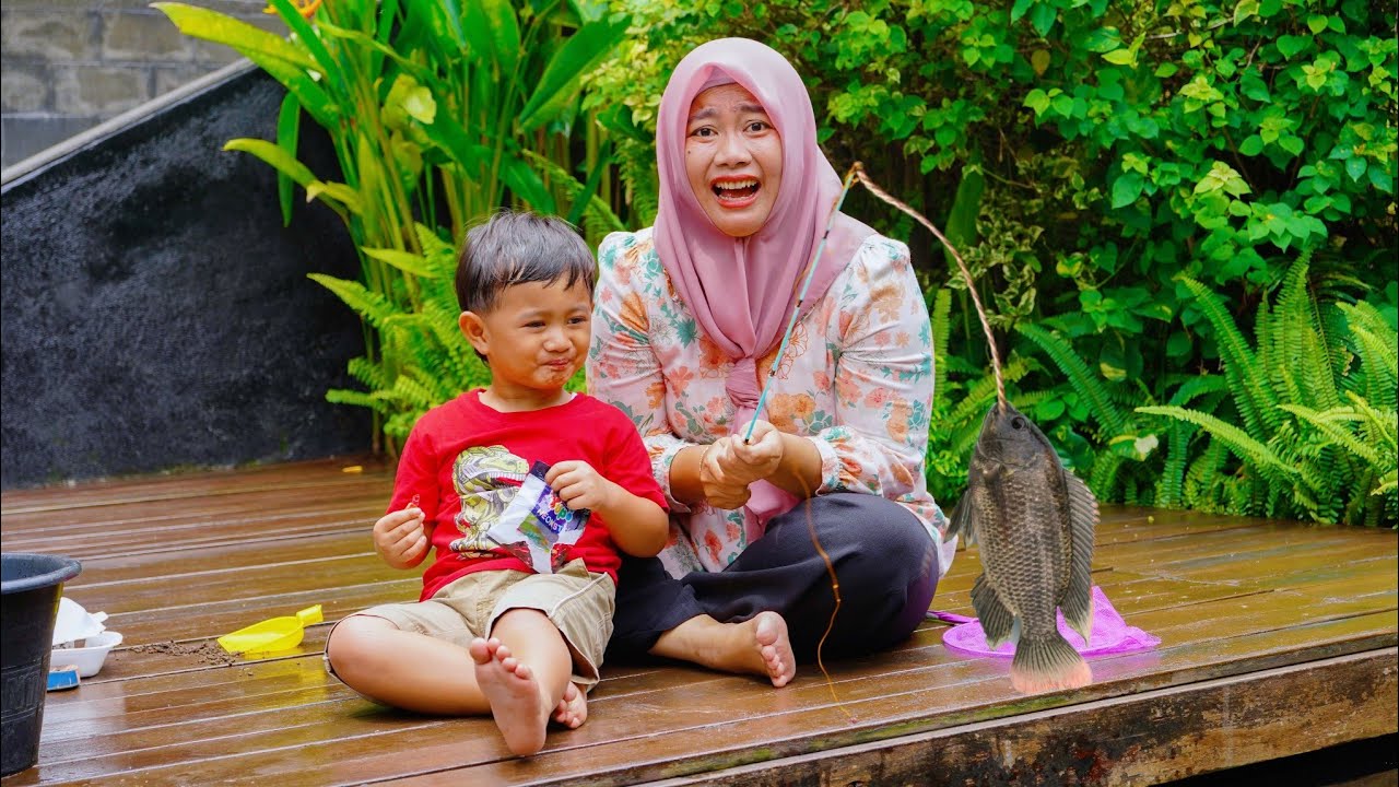 AZAM MANCING LIMA IKAN 😱 DI KOLAM BESAR