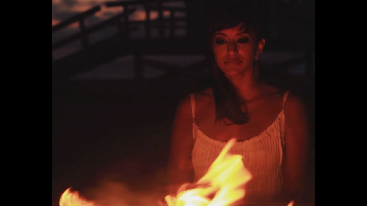 Sonia Rao - Little Blue Room (Official Video)