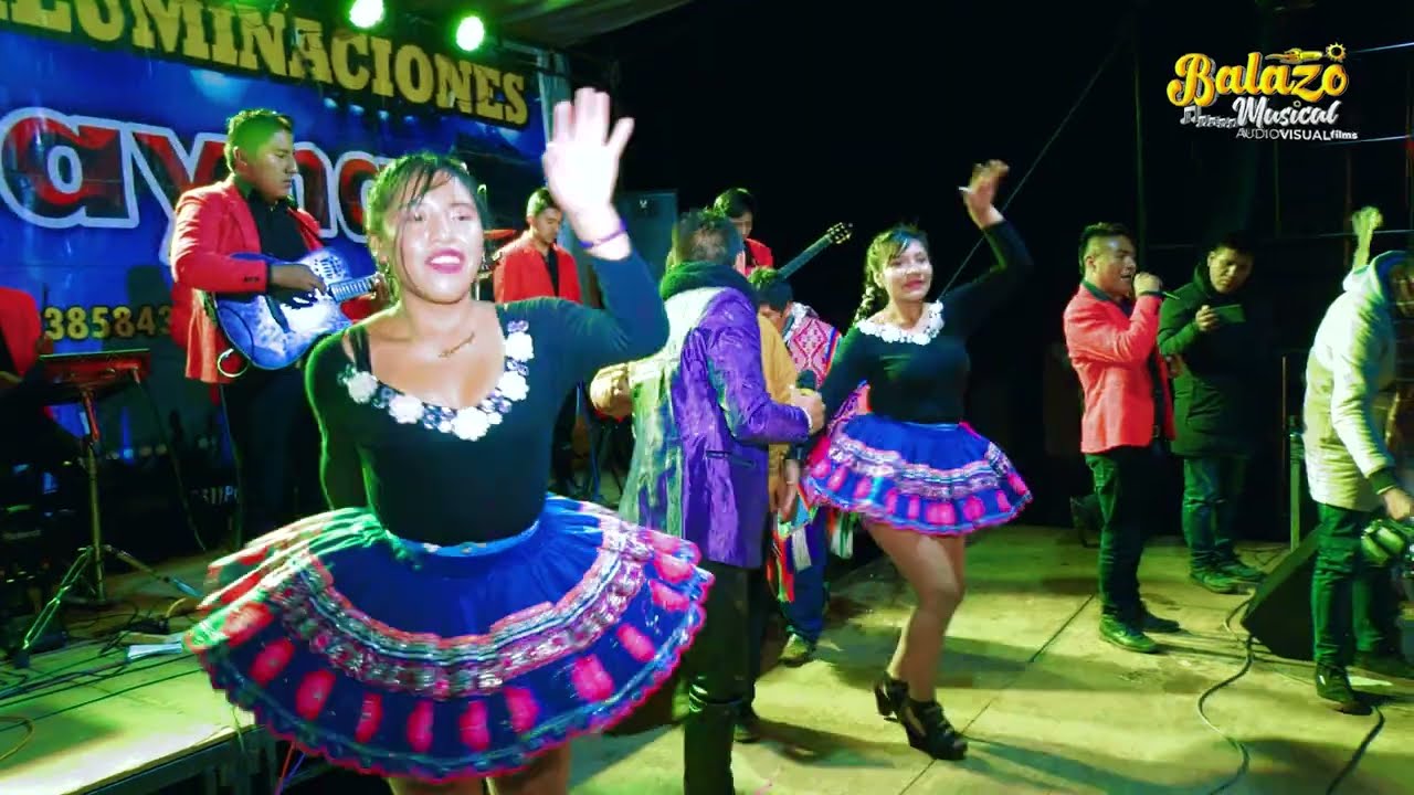 ♪ EMERSON ESCOBAR  ▶ Urpicha Corazón ♫ VIDEO EN CONCIERTO CANAL © Oficial✓ Balazo Musical