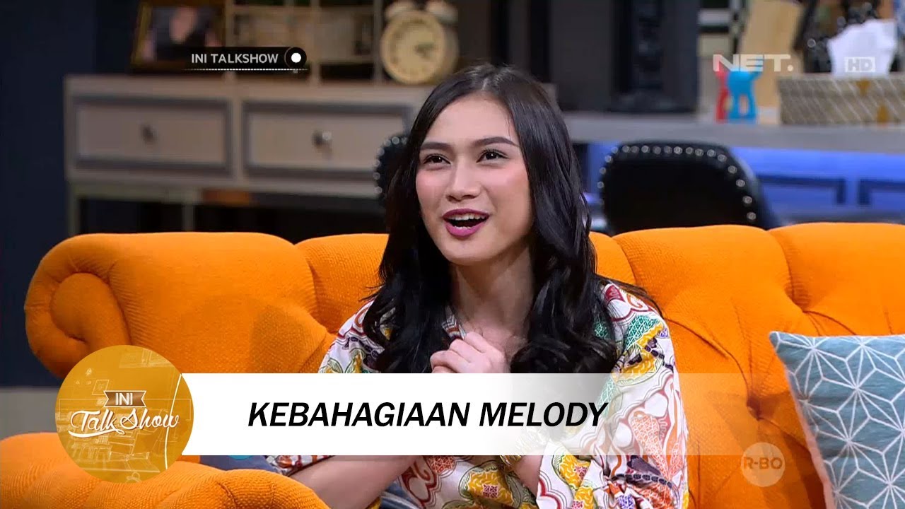 Terkejutnya Melody Laksani Disamperin Fansnya