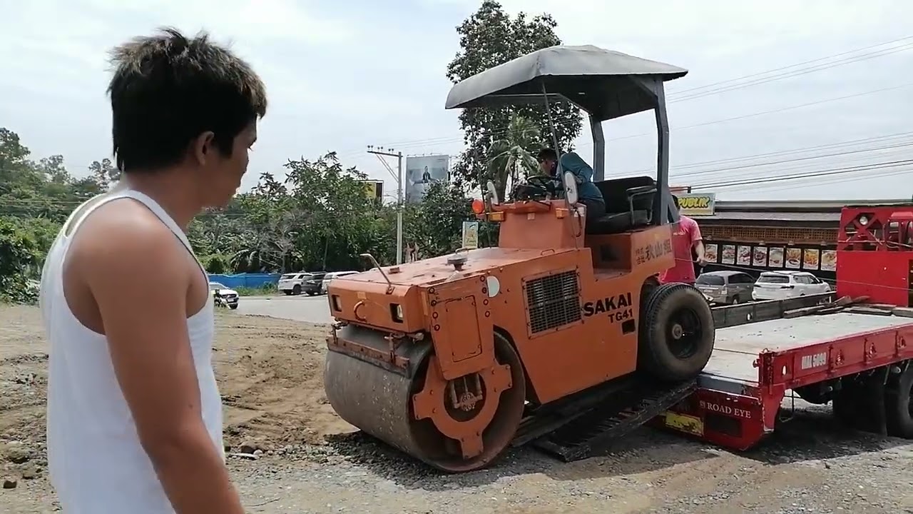 Sakai 4 tons Road Roller