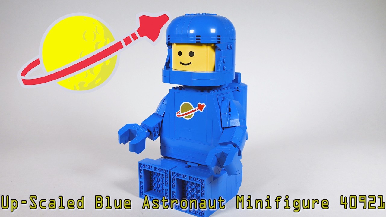 Почти идеально - Обзор увеличенной минифигурки синего космонавта 40921 #lego #space #grohl666