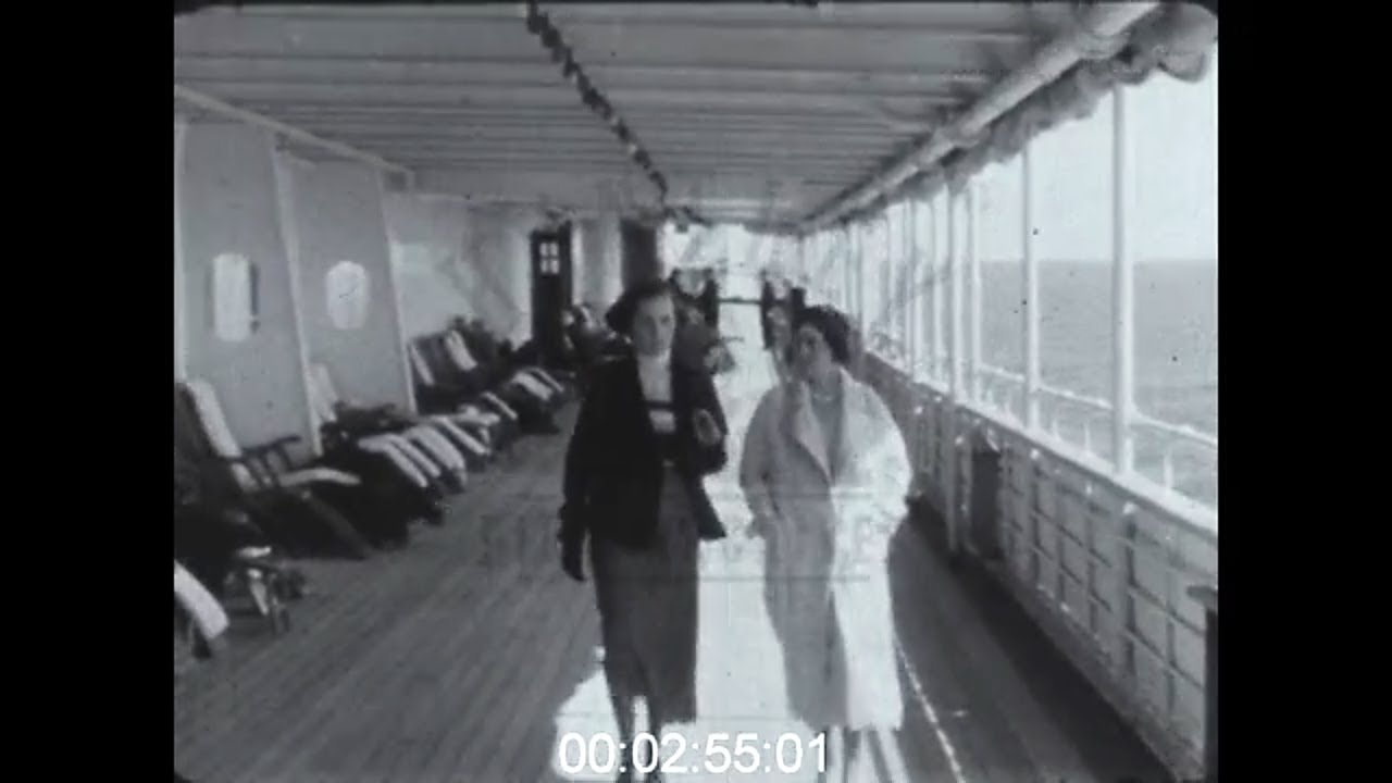 Ocean Liners in the early 1930s - Film 1001108
