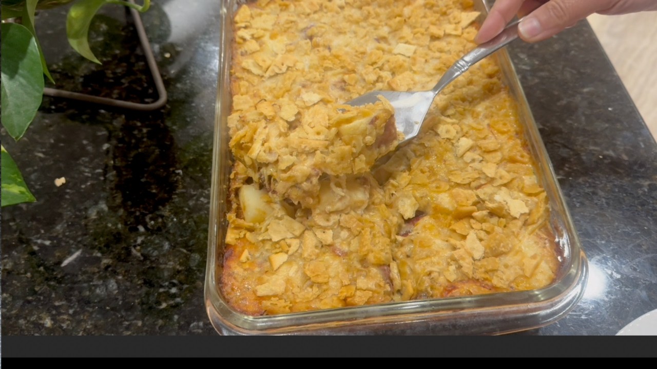 Этот сливочный куриный ужин невероятно вкусный.