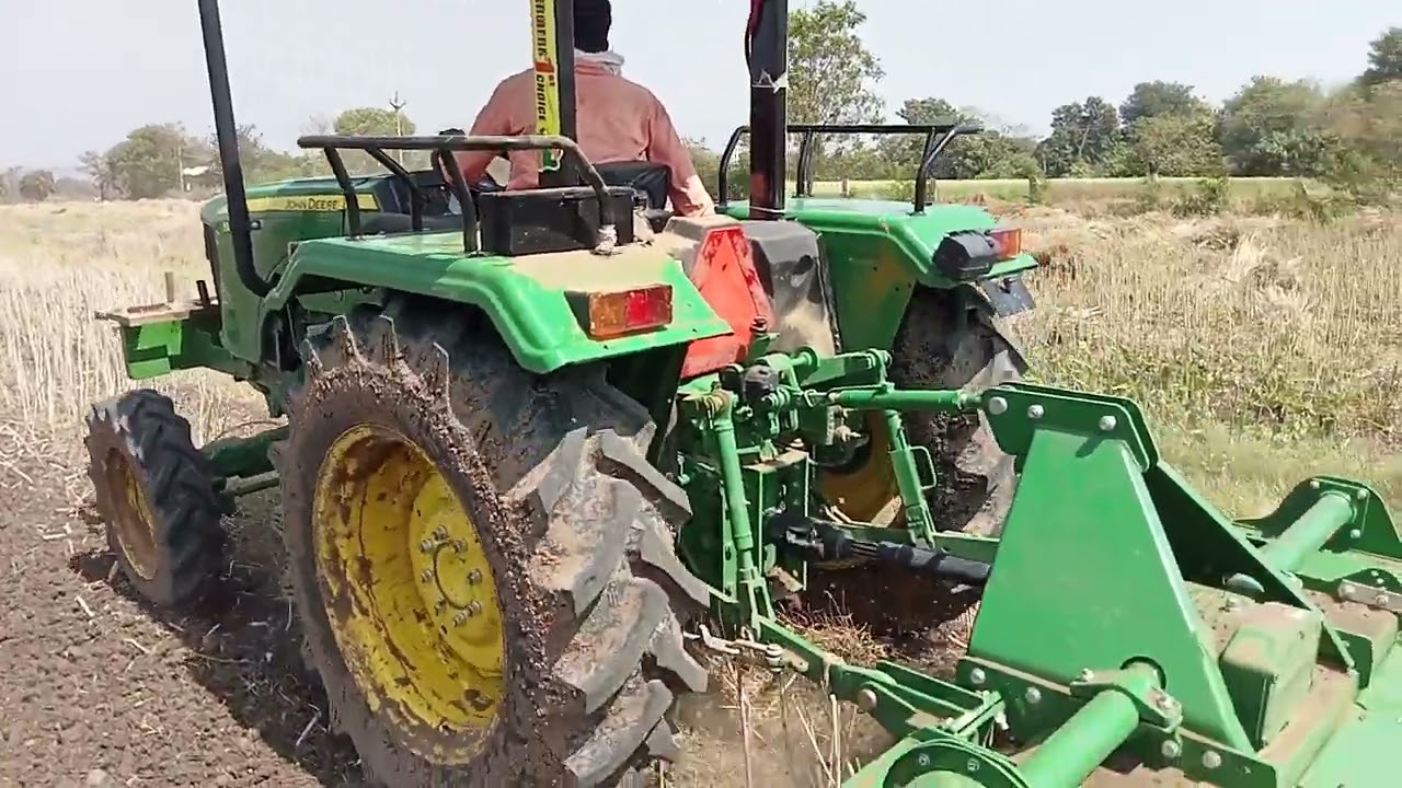 John Deere 5105 4wd Performance on 6 feet Green System rotavator