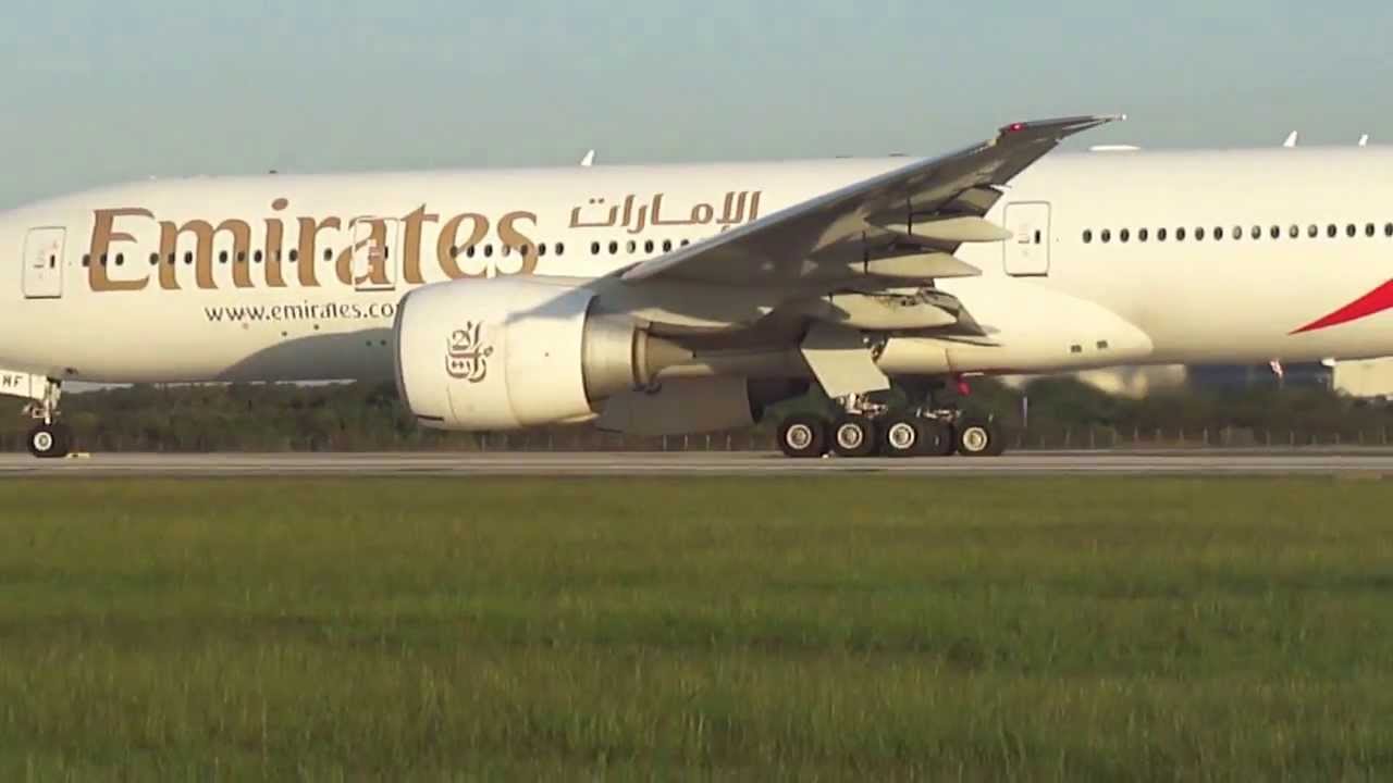 Galeão cabeceira 10 28 Decolagem do boeing 777-200 da Emirates.