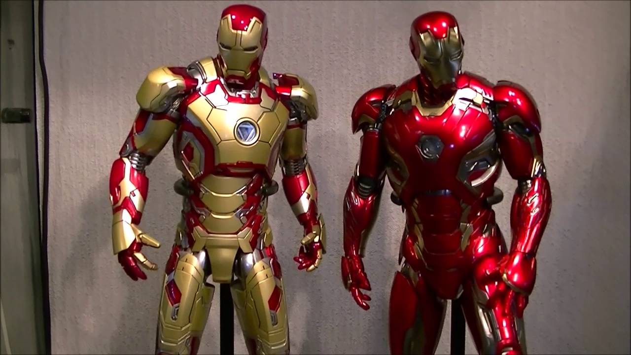 Hot Toys Iron Man Mark 45 & Mark 42 Comparison