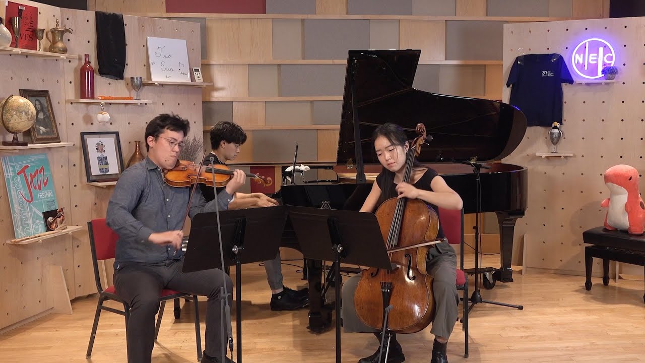 Trio Eris: NEC Studio Sessions