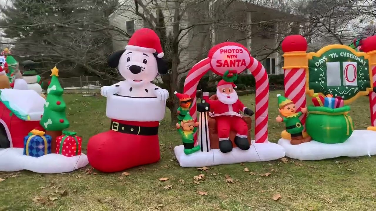 Mike’s 2023 Christmas Display