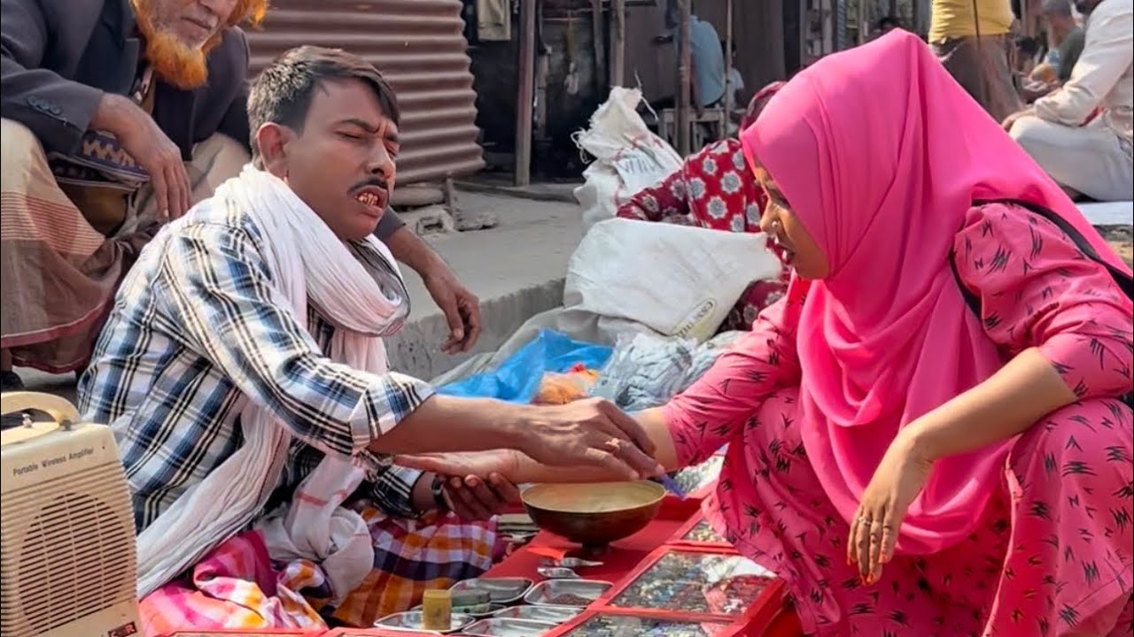 কবিরাজ এখন ভোট ঘর বাজারে।