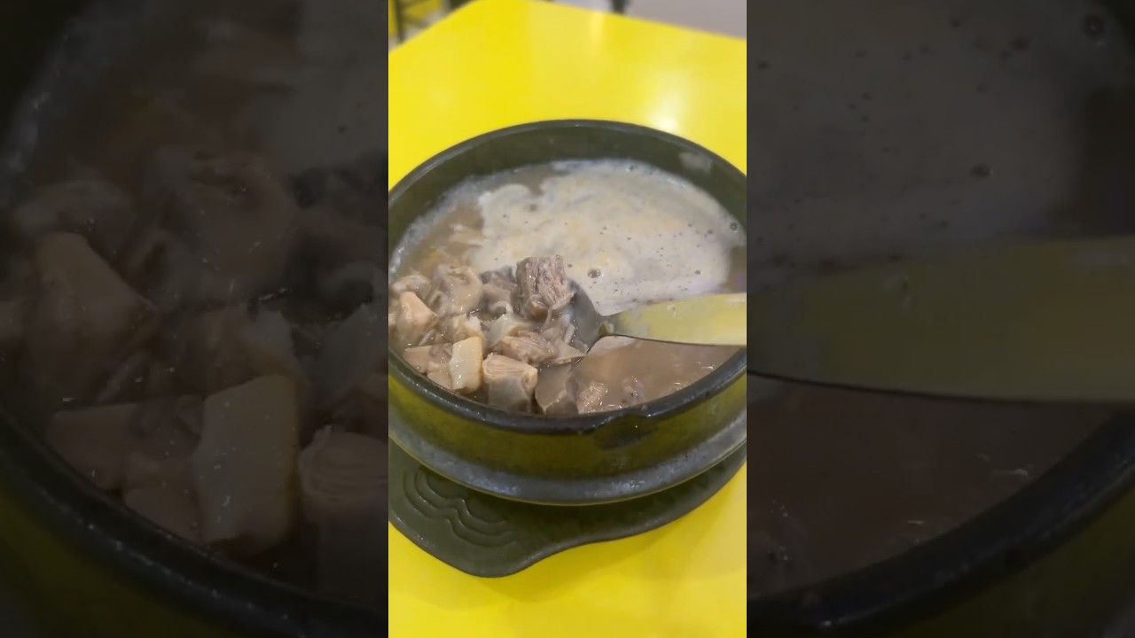 Eating Papaitan 