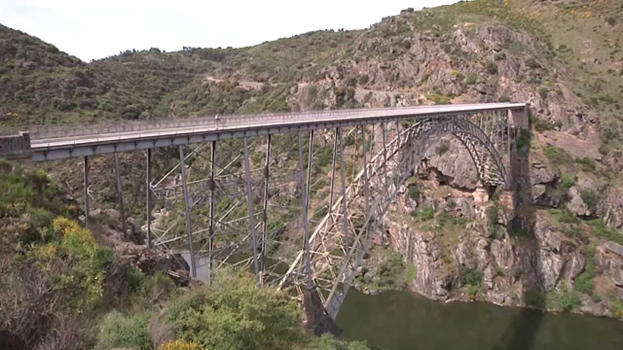 Puente Requejo