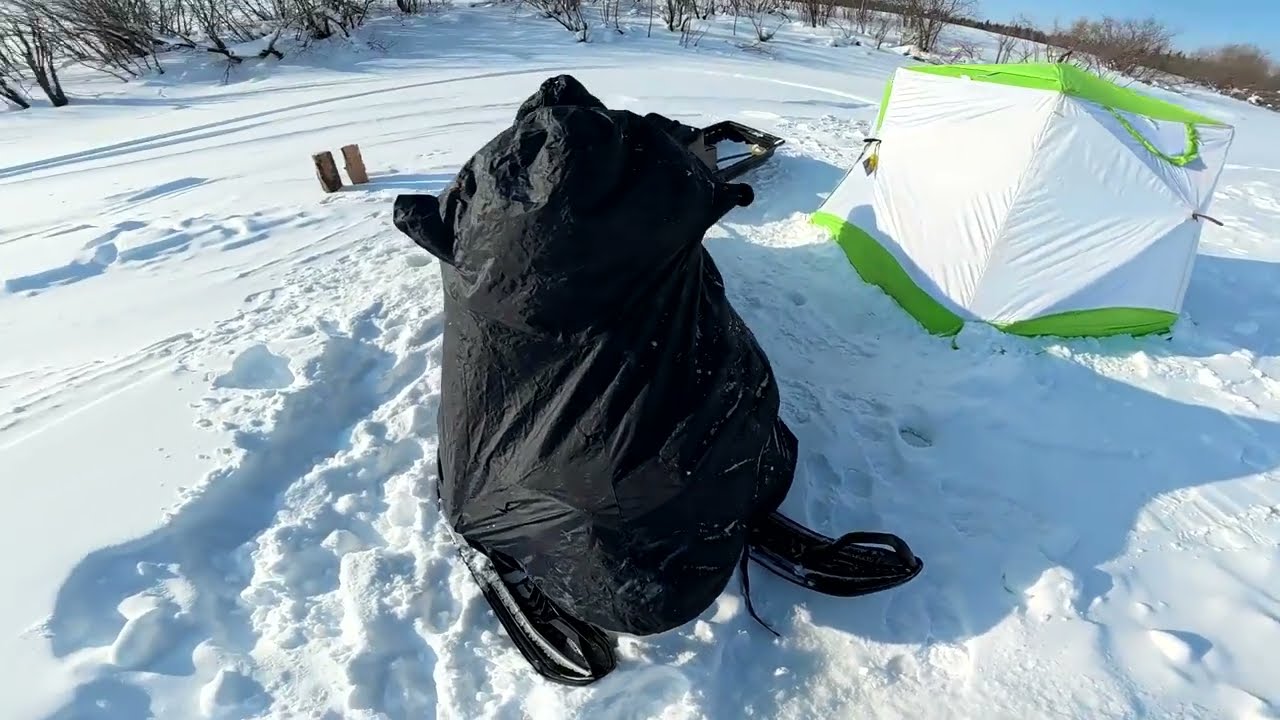  На рыбалку за сорогой.Рыбалка в зимней палатке.